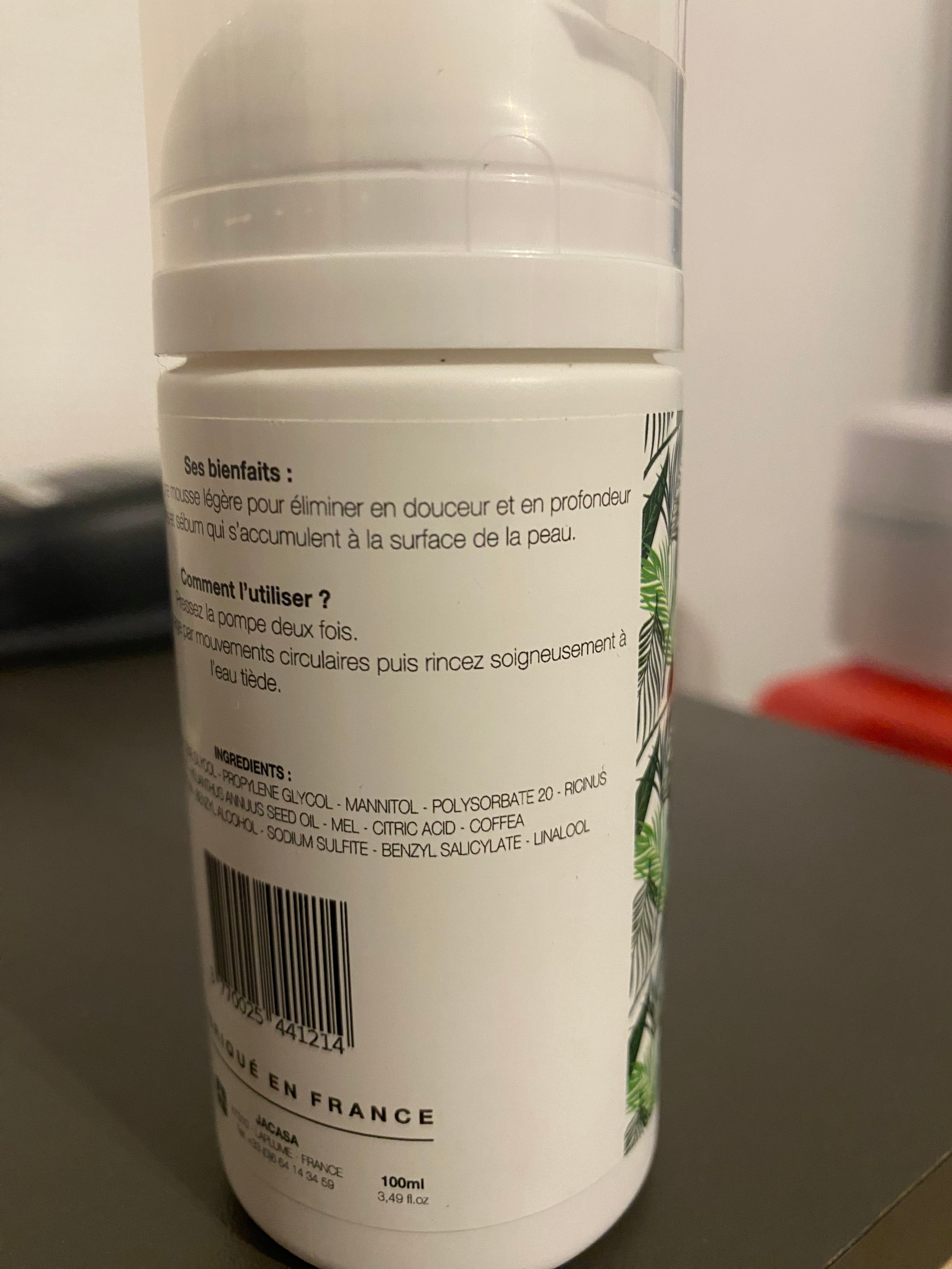 Fluide nettoyant moussant, Eskalia