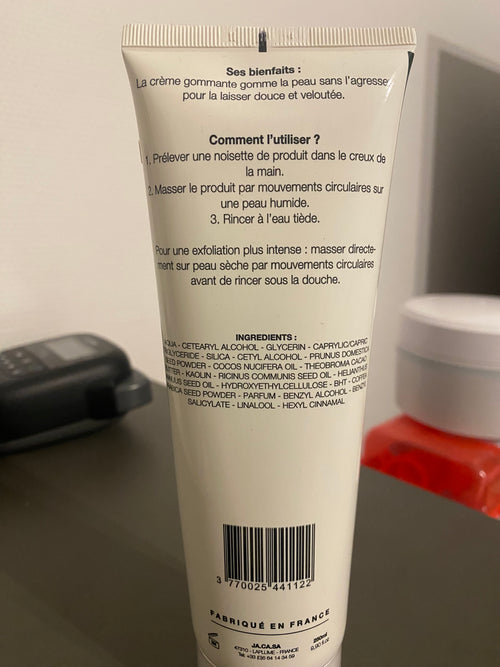 Crème gommante, Eskalia