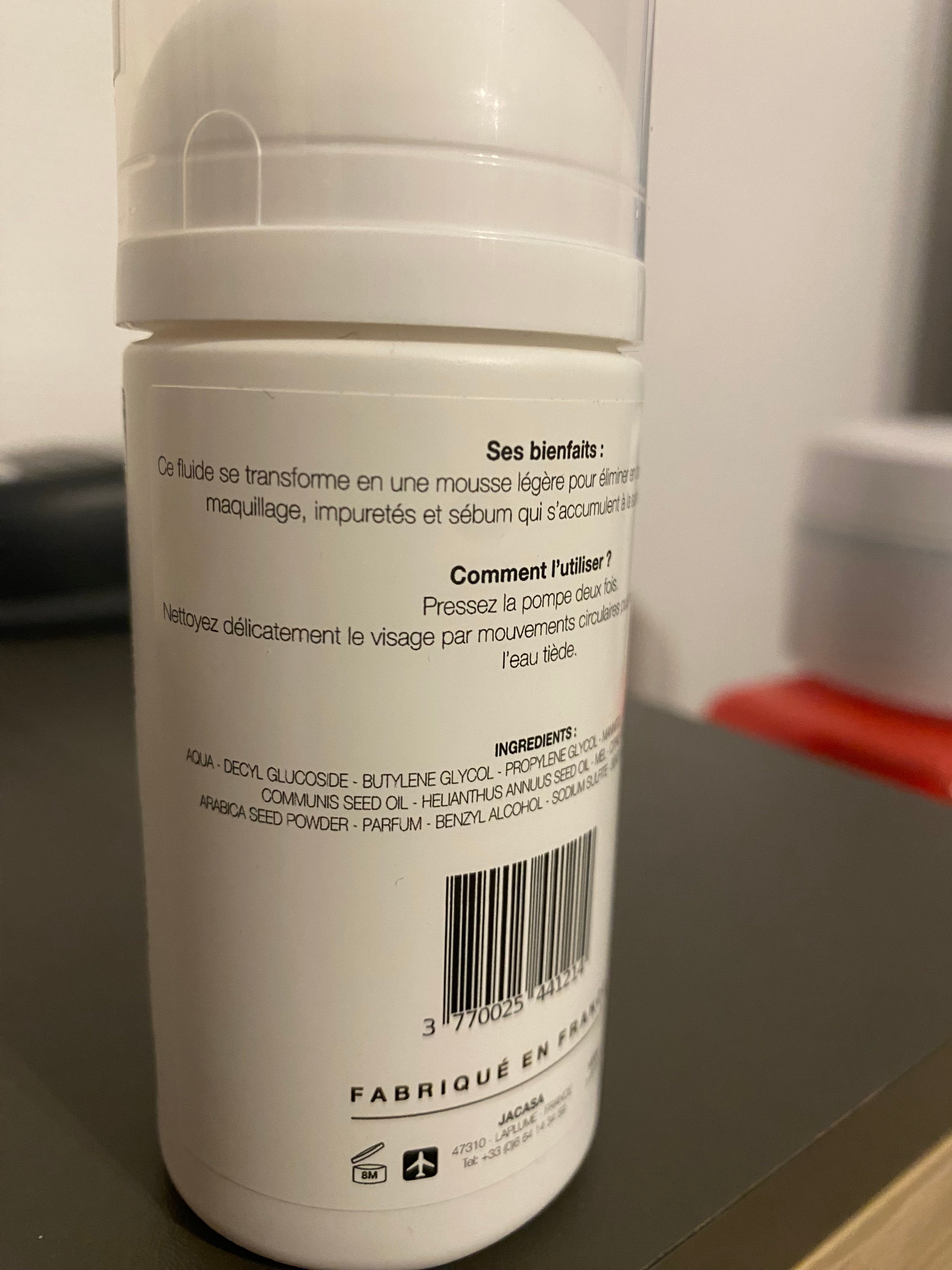 Fluide nettoyant moussant, Eskalia